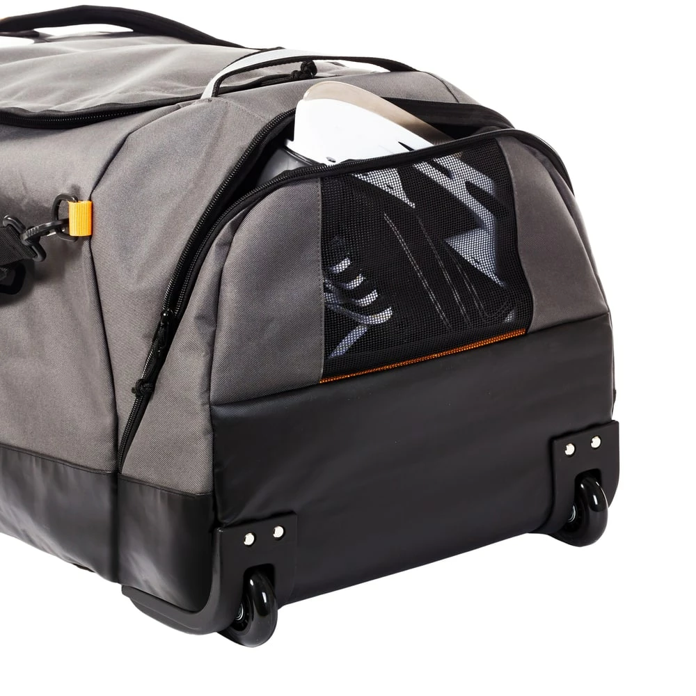 Sherwood Wheeled Convertible Hockey Bag 34-in - Image 7